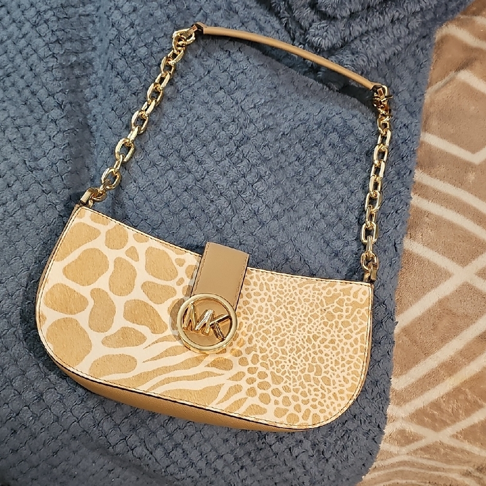 Michael Kors Gold and Cream Shoulder Bag